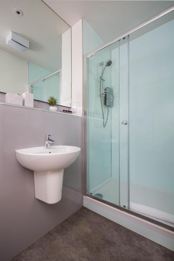 Modern Studio Apartment In Prime Central Location Edinburgh Bagian luar foto