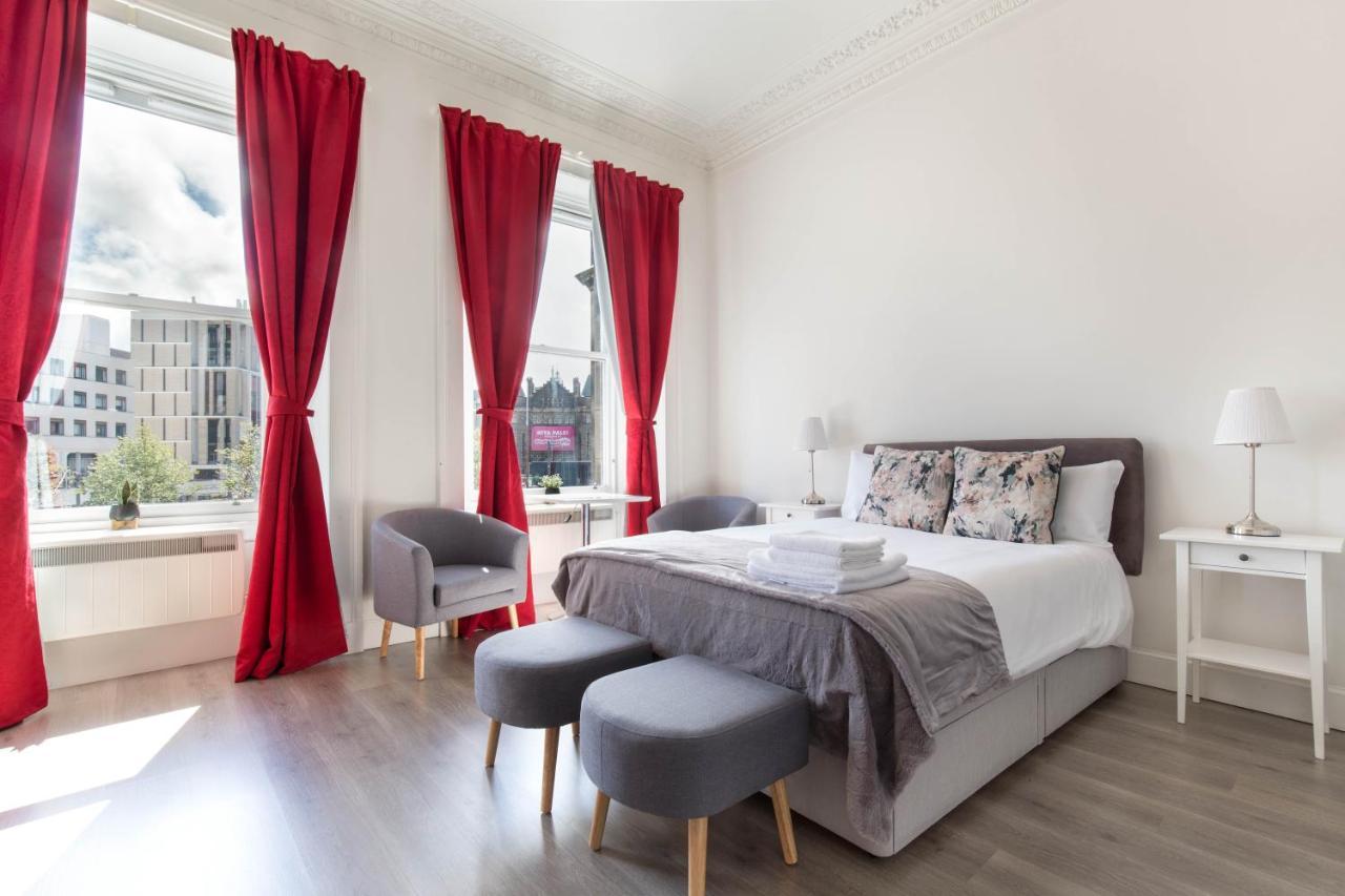 Modern Studio Apartment In Prime Central Location Edinburgh Bagian luar foto